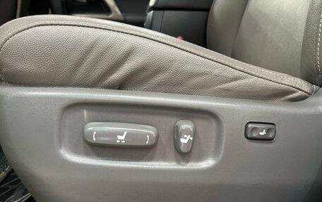 Toyota Land Cruiser 200, 2008 год, 3 600 000 рублей, 26 фотография