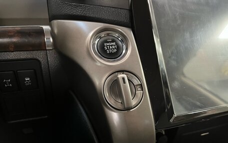 Toyota Land Cruiser 200, 2008 год, 3 600 000 рублей, 24 фотография