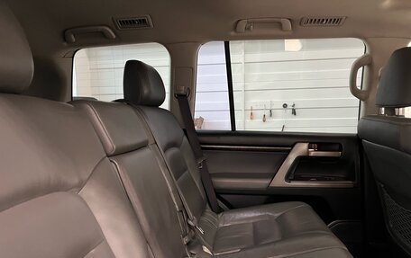 Toyota Land Cruiser 200, 2008 год, 3 600 000 рублей, 32 фотография