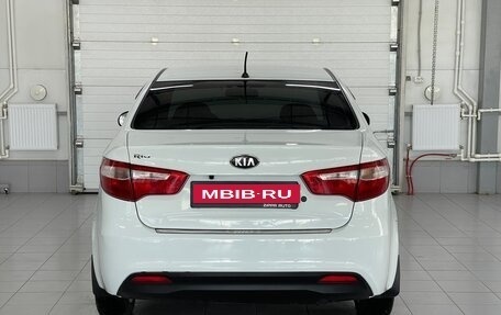KIA Rio III рестайлинг, 2013 год, 869 000 рублей, 5 фотография