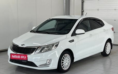 KIA Rio III рестайлинг, 2013 год, 869 000 рублей, 3 фотография