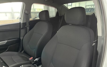 KIA Rio III рестайлинг, 2013 год, 869 000 рублей, 19 фотография