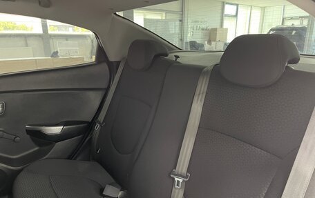 KIA Rio III рестайлинг, 2013 год, 869 000 рублей, 20 фотография