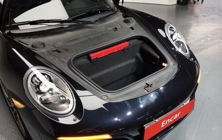 Porsche 911, 2018 год, 8 176 000 рублей, 6 фотография