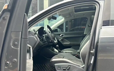 Audi Q3, 2021 год, 2 200 000 рублей, 7 фотография