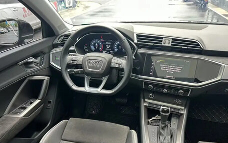 Audi Q3, 2021 год, 2 200 000 рублей, 12 фотография