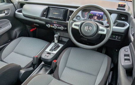 Honda Fit, 2022 год, 1 080 000 рублей, 7 фотография
