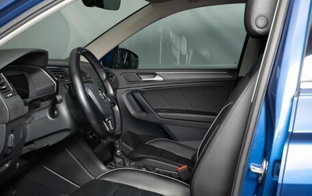 Volkswagen Tiguan II, 2018 год, 2 650 000 рублей, 5 фотография