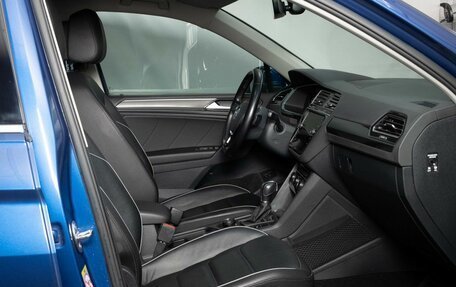 Volkswagen Tiguan II, 2018 год, 2 650 000 рублей, 7 фотография