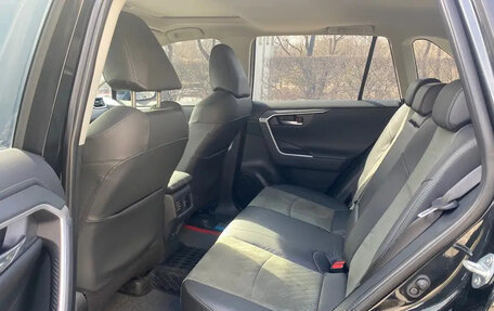 Toyota RAV4, 2021 год, 2 075 000 рублей, 7 фотография