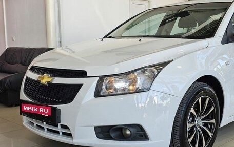 Chevrolet Cruze II, 2012 год, 945 000 рублей, 3 фотография