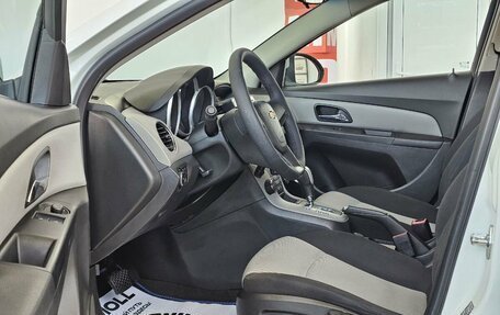 Chevrolet Cruze II, 2012 год, 945 000 рублей, 10 фотография