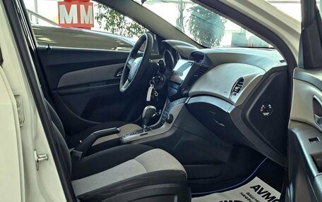 Chevrolet Cruze II, 2012 год, 945 000 рублей, 17 фотография