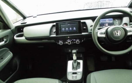 Honda Fit, 2022 год, 1 080 000 рублей, 5 фотография