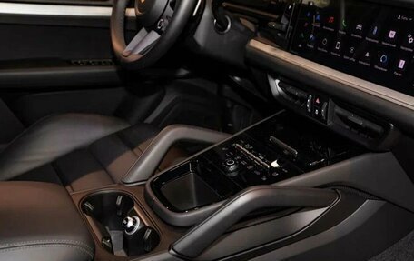 Porsche Cayenne III, 2023 год, 16 800 000 рублей, 25 фотография