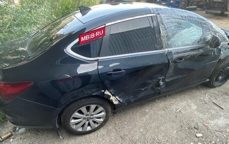 Opel Astra J, 2014 год, 500 000 рублей, 2 фотография