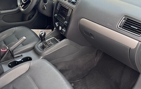 Volkswagen Jetta VI, 2017 год, 1 320 000 рублей, 20 фотография