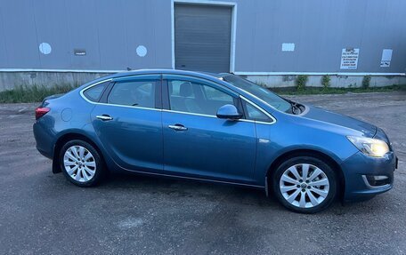 Opel Astra J, 2012 год, 1 000 000 рублей, 3 фотография
