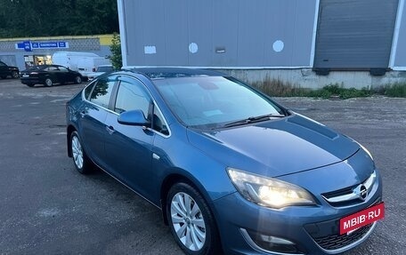 Opel Astra J, 2012 год, 1 000 000 рублей, 2 фотография
