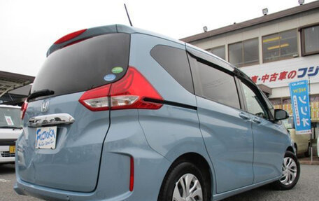 Honda Freed II, 2022 год, 1 060 000 рублей, 3 фотография