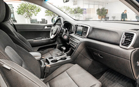 KIA Sportage IV рестайлинг, 2019 год, 2 158 000 рублей, 15 фотография