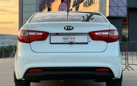 KIA Rio III рестайлинг, 2012 год, 897 000 рублей, 30 фотография