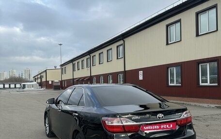 Toyota Camry, 2015 год, 1 950 000 рублей, 10 фотография