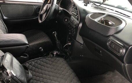 Chevrolet Niva I рестайлинг, 2011 год, 450 000 рублей, 12 фотография