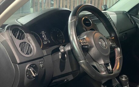 Volkswagen Tiguan I, 2012 год, 999 000 рублей, 7 фотография