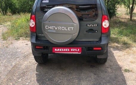 Chevrolet Niva I рестайлинг, 2011 год, 450 000 рублей, 28 фотография