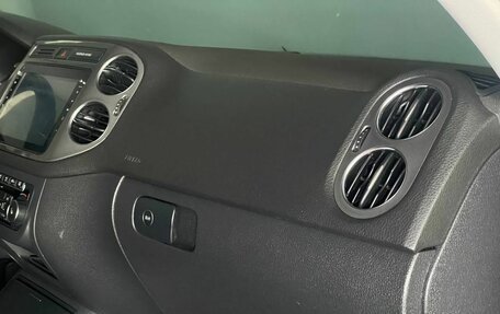 Volkswagen Tiguan I, 2012 год, 999 000 рублей, 12 фотография