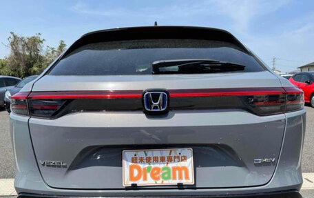 Honda Vezel, 2022 год, 1 440 000 рублей, 5 фотография