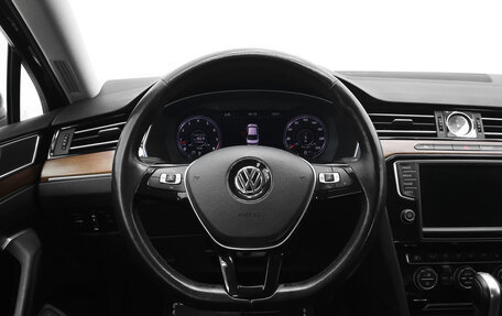 Volkswagen Passat B8 рестайлинг, 2016 год, 1 840 000 рублей, 7 фотография