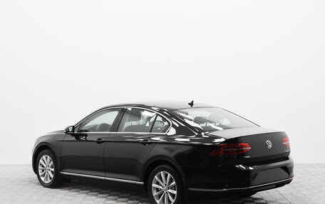Volkswagen Passat B8 рестайлинг, 2016 год, 1 840 000 рублей, 5 фотография