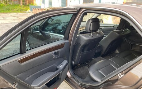 Mercedes-Benz E-Класс, 2013 год, 1 850 000 рублей, 11 фотография