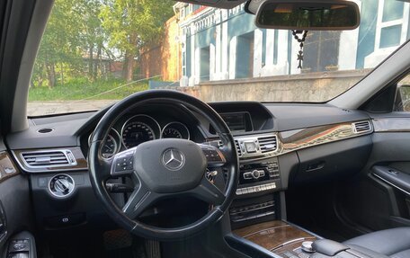 Mercedes-Benz E-Класс, 2013 год, 1 850 000 рублей, 9 фотография