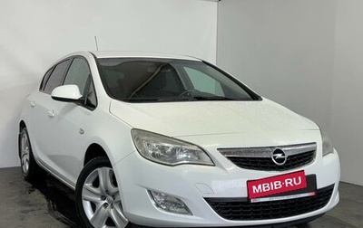 Opel Astra J, 2011 год, 699 000 рублей, 1 фотография