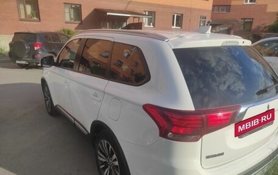 Mitsubishi Outlander III рестайлинг 3, 2019 год, 2 780 000 рублей, 1 фотография