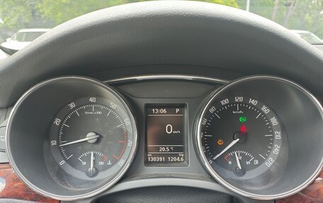 Skoda Superb III рестайлинг, 2012 год, 1 120 000 рублей, 13 фотография