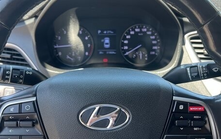 Hyundai Solaris II рестайлинг, 2018 год, 1 230 000 рублей, 2 фотография