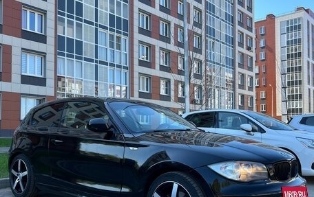 BMW 1 серия, 2010 год, 750 000 рублей, 17 фотография