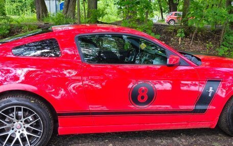 Ford Mustang VI рестайлинг, 2012 год, 2 000 000 рублей, 7 фотография