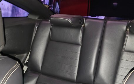 Ford Mustang VI рестайлинг, 2012 год, 2 000 000 рублей, 17 фотография