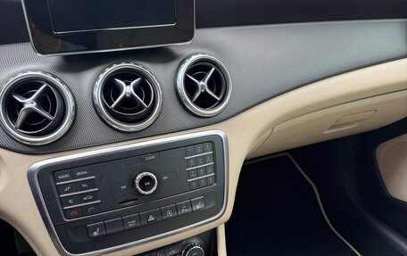 Mercedes-Benz GLA, 2015 год, 1 750 000 рублей, 4 фотография
