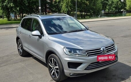Volkswagen Touareg III, 2017 год, 3 320 000 рублей, 2 фотография