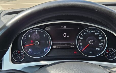 Volkswagen Touareg III, 2017 год, 3 320 000 рублей, 10 фотография