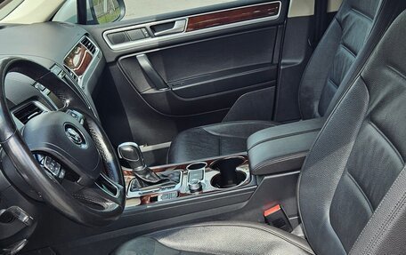 Volkswagen Touareg III, 2017 год, 3 320 000 рублей, 12 фотография