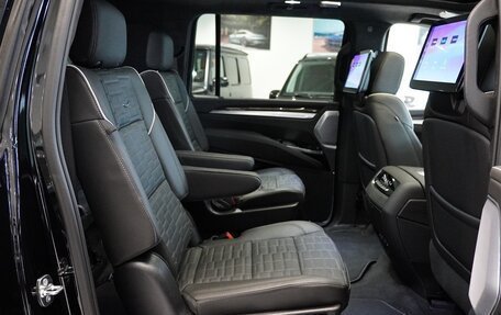 Cadillac Escalade V, 2025 год, 20 500 000 рублей, 19 фотография
