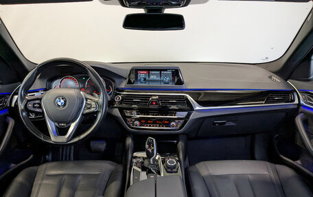 BMW 5 серия, 2019 год, 3 100 000 рублей, 14 фотография