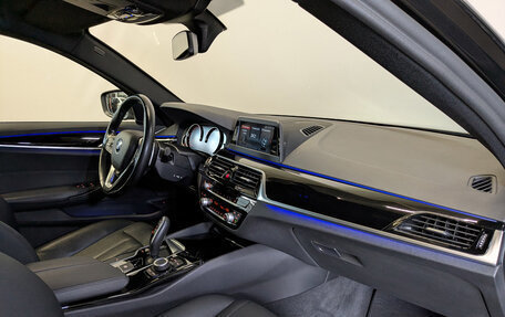 BMW 5 серия, 2019 год, 3 100 000 рублей, 11 фотография